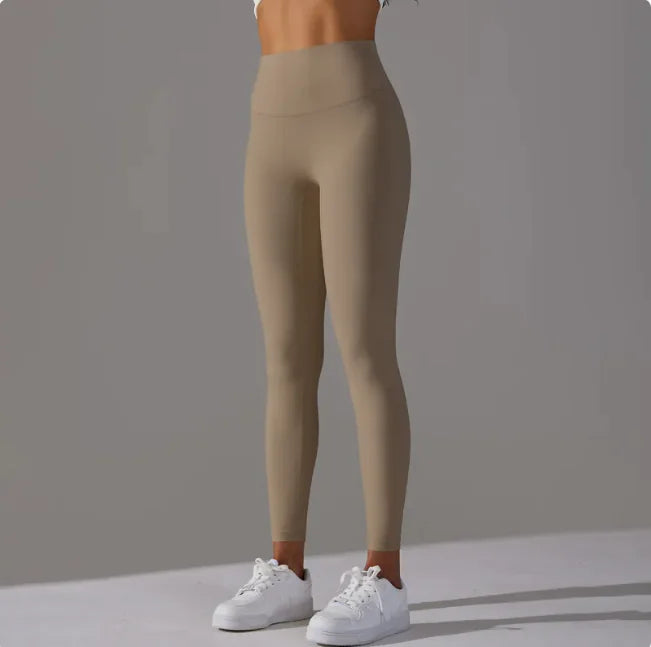 Seamless Nude-Feel Yoga Leggings – Ultra-Soft Second Skin Fit for Gym, Cycling & Everyday Wear