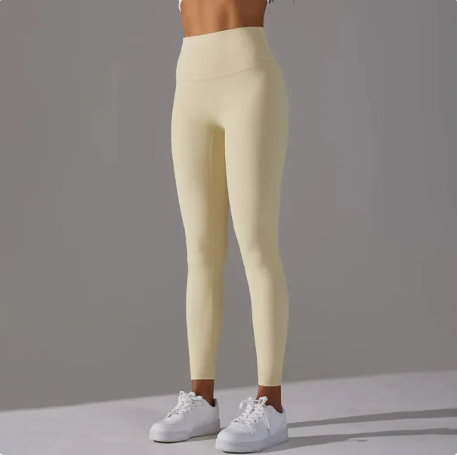 Seamless Nude-Feel Yoga Leggings – Ultra-Soft Second Skin Fit for Gym, Cycling & Everyday Wear